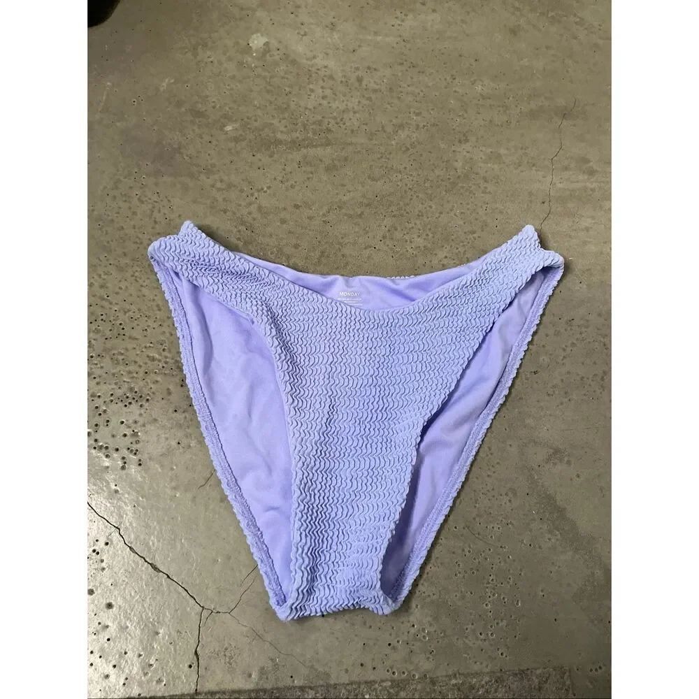Monday Swimwear Bikini Bottom | Lavender in Small